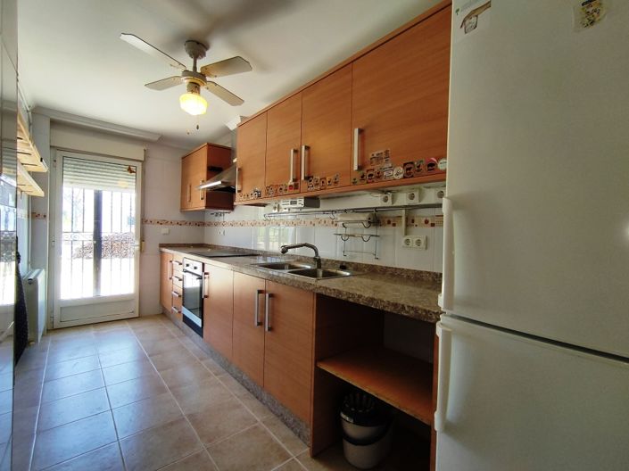 Image No.9-3 Bed Country House for sale