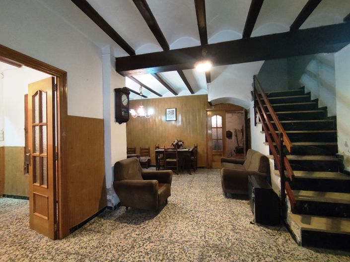 Image No.2-Maison de ville de 7 chambres à vendre à Agrés