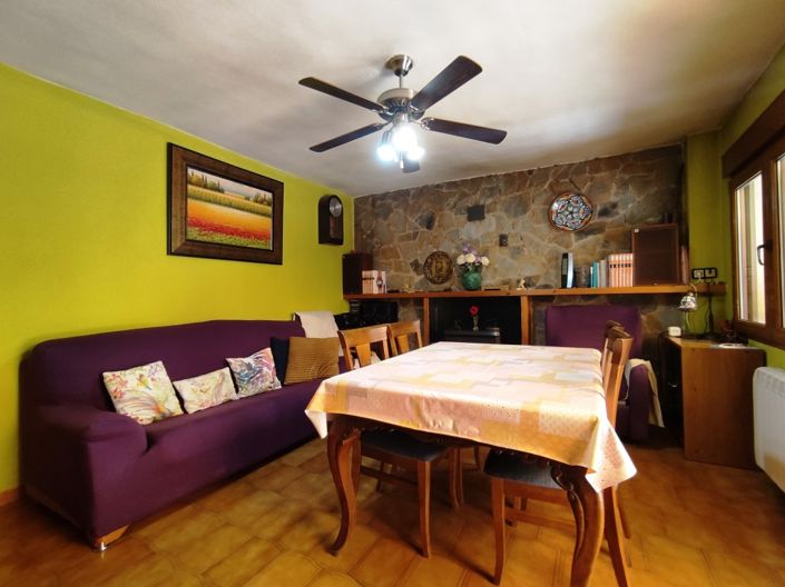 Image No.7-3 Bed Country House for sale