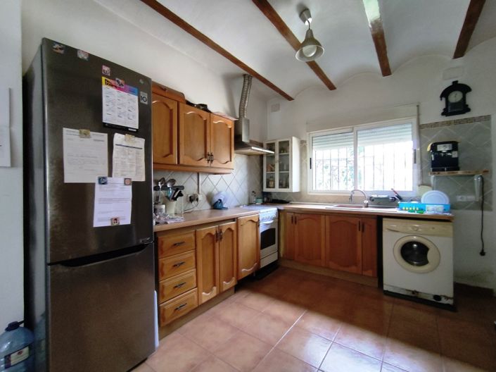 Image No.7-4 Bed Country House for sale