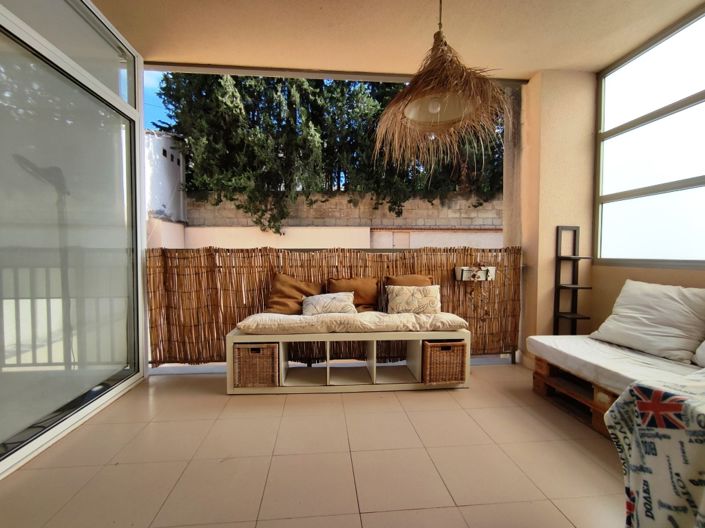 Image No.1-4 Bed Apartment for sale