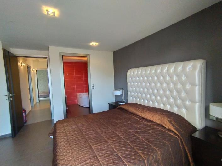 Image No.22-4 Bed House/Villa for sale