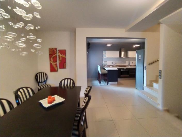 Image No.8-4 Bed House/Villa for sale