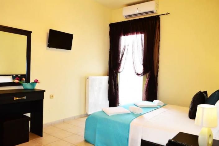 Image No.12-3 Bed Maisonette for sale