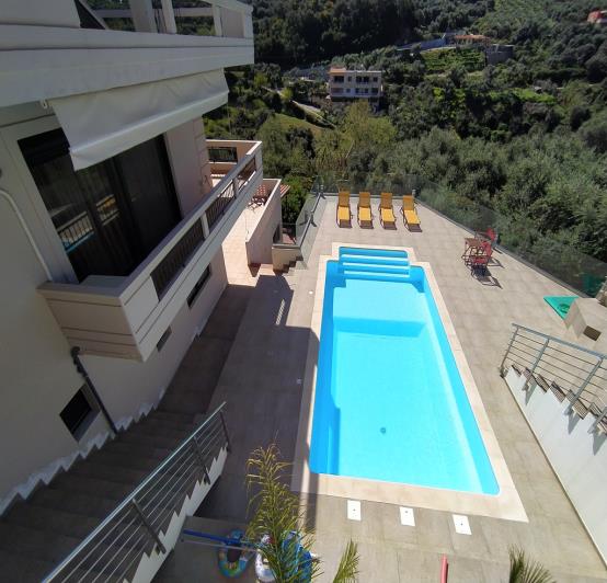 Image No.4-8 Bed House/Villa for sale