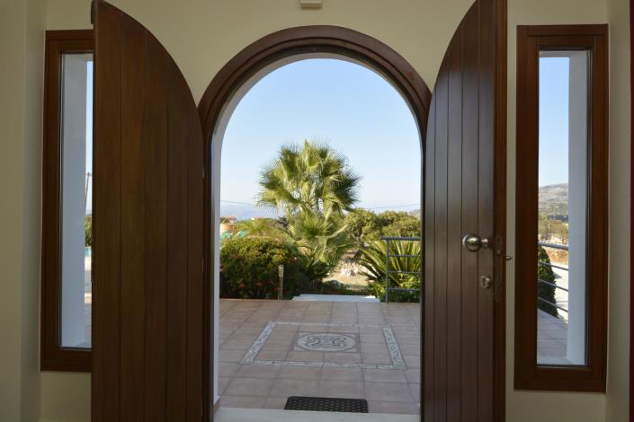 Image No.1-5 Bed Villa for sale