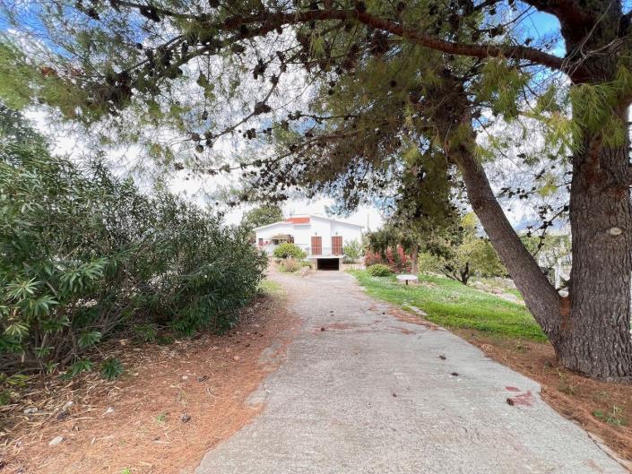 Image No.26-2 Bed Farmhouse for sale