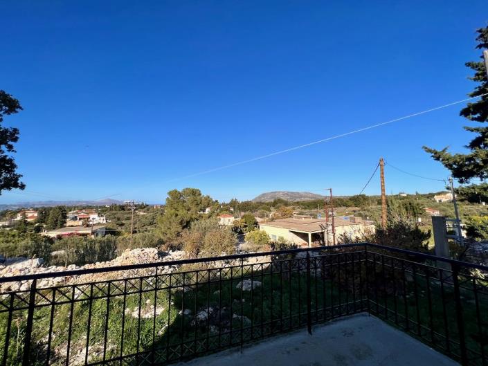 Image No.31-2 Bed Farmhouse for sale