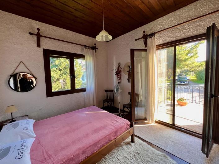 Image No.15-2 Bed Farmhouse for sale