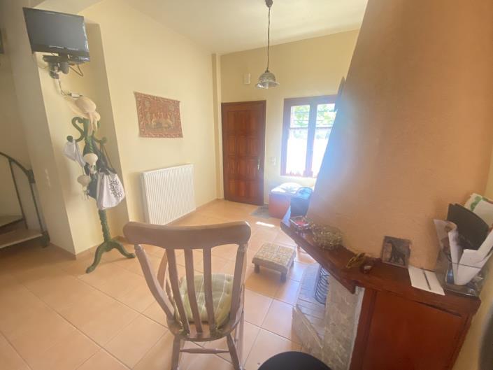 Image No.5-Maison de village de 4 chambres à vendre à Armeni