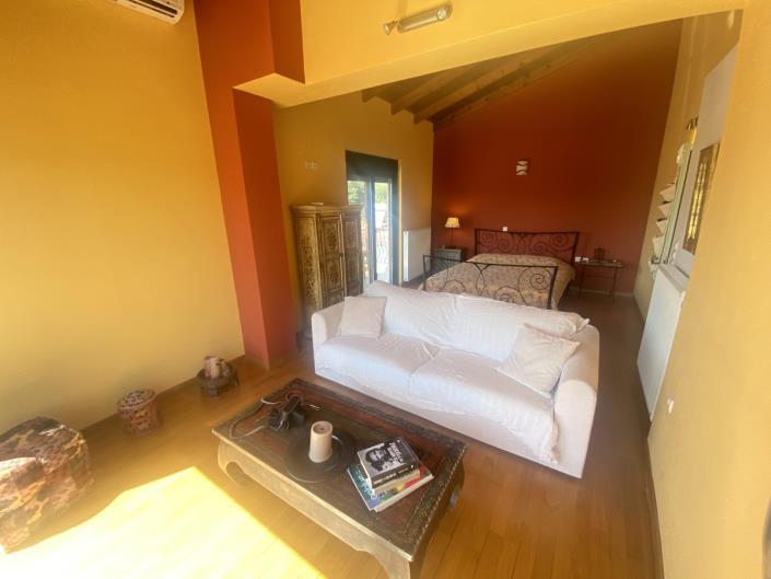 Image No.21-Maison de village de 4 chambres à vendre à Armeni