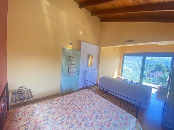 Image No.22-Maison de village de 4 chambres à vendre à Armeni