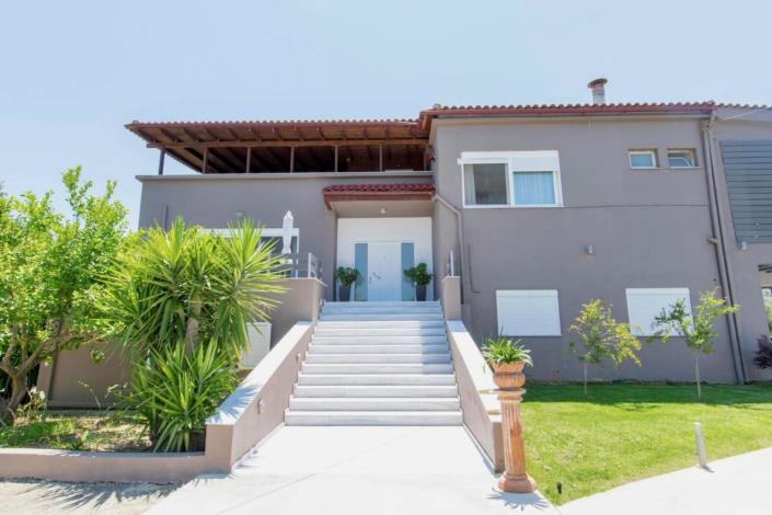 Image No.26-5 Bed Villa / Detached for sale