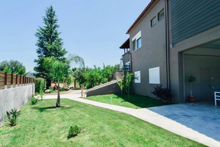 Image No.27-5 Bed Villa / Detached for sale