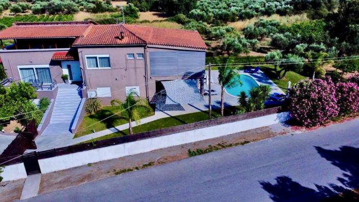 Image No.36-5 Bed Villa / Detached for sale