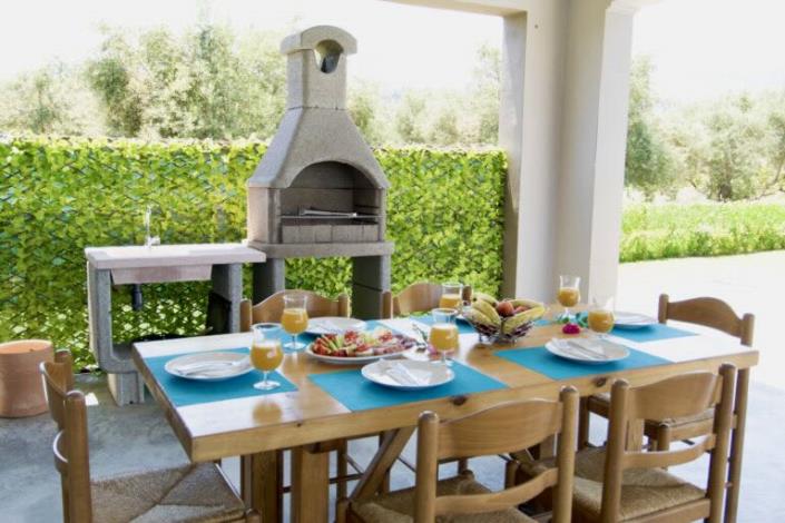 Image No.45-5 Bed Villa / Detached for sale