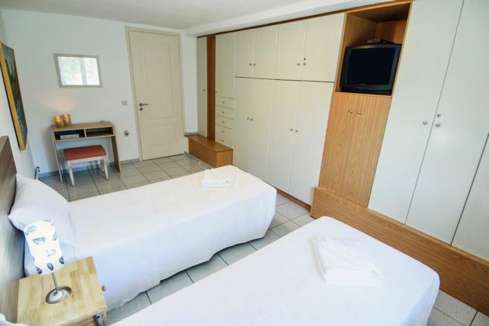 Image No.18-5 Bed Villa / Detached for sale