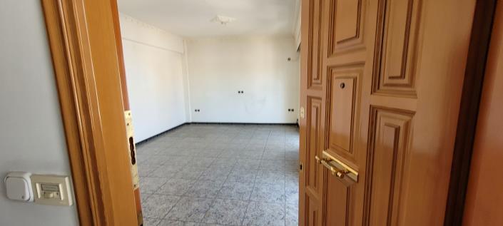 Image No.2-Appartement de 2 chambres à vendre à Nikaia