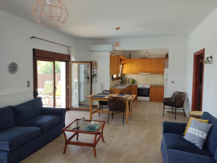 Image No.6-Villa de 4 chambres à vendre à Kournas