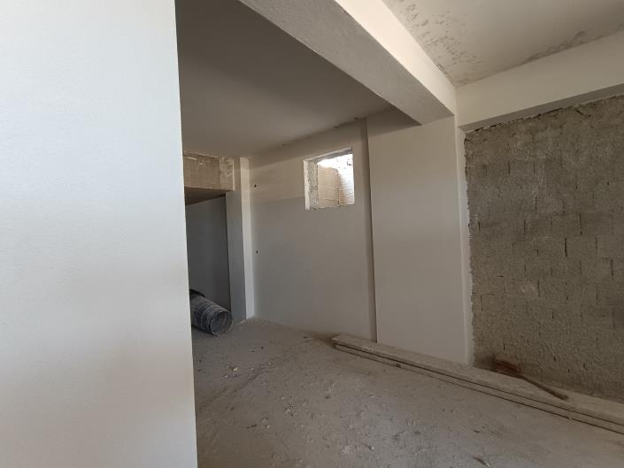 Image No.4-4 Bed Apartment for sale