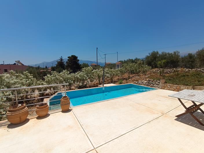 Image No.2-Maison / Villa de 2 chambres à vendre à Litsarda