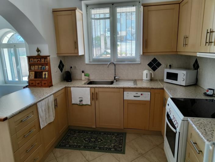 Image No.20-Villa de 2 chambres à vendre à Theriso