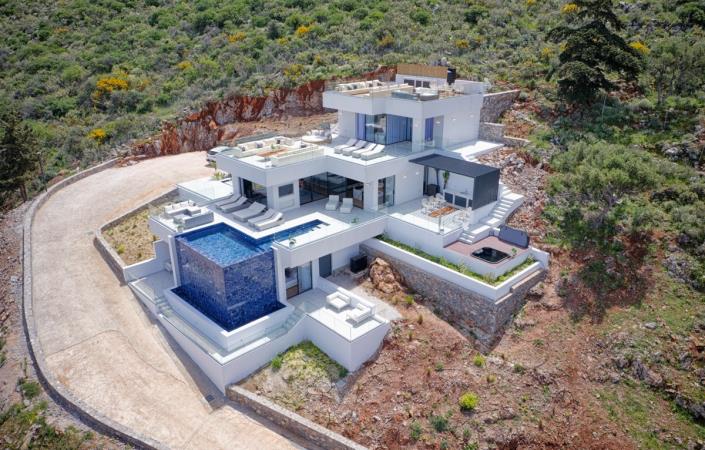 Image No.1-4 Bed Villa for sale