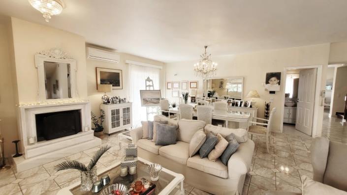 Image No.25-4 Bed Villa for sale