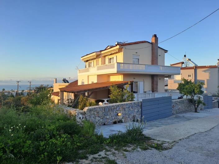 Image No.1-4 Bed Villa for sale