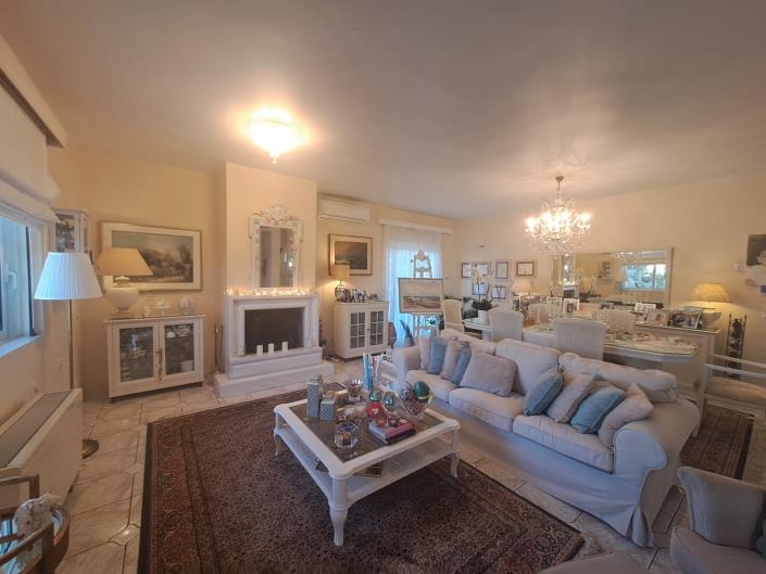 Image No.4-4 Bed Villa for sale