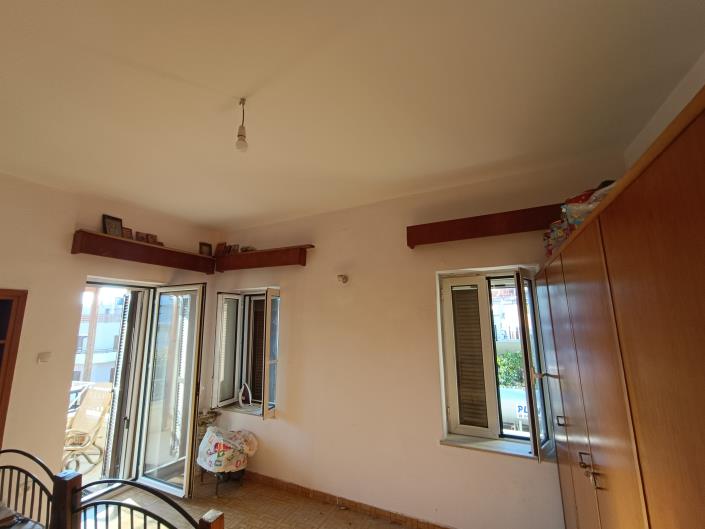 Image No.11-4 Bed House for sale