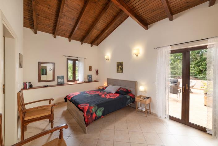 Image No.2-House/Villa for sale