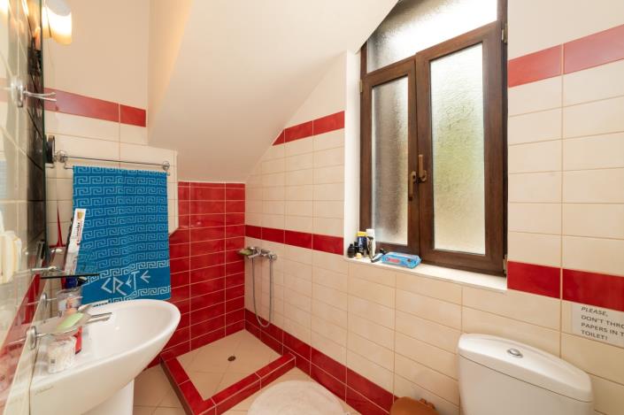 Image No.12-House/Villa for sale