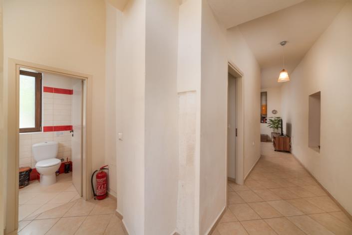 Image No.15-House/Villa for sale