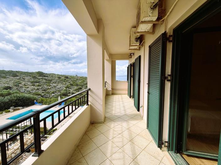 Image No.8-3 Bed Villa for sale