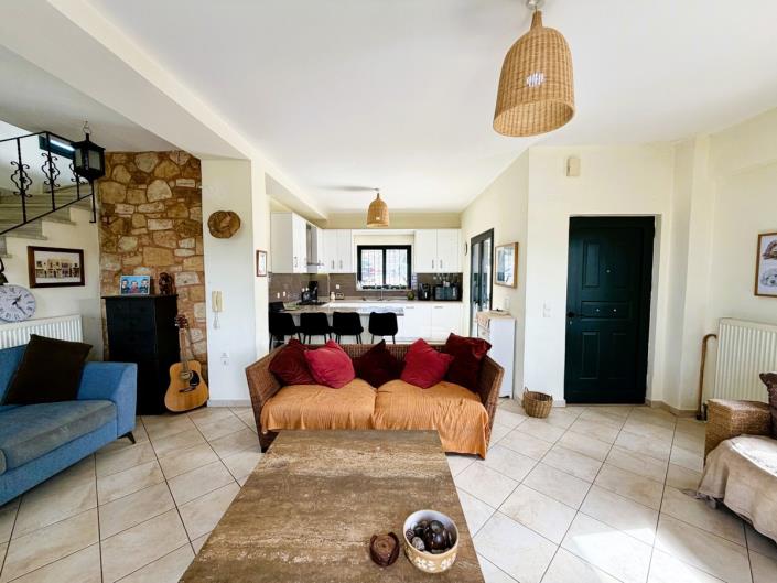 Image No.19-3 Bed Villa for sale