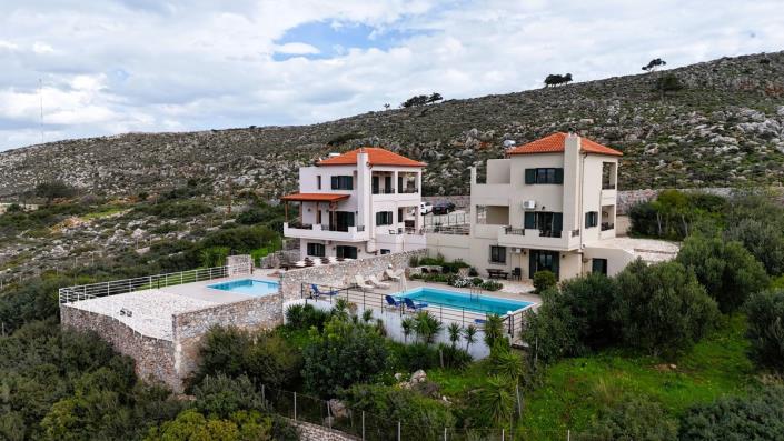 Image No.24-3 Bed Villa for sale