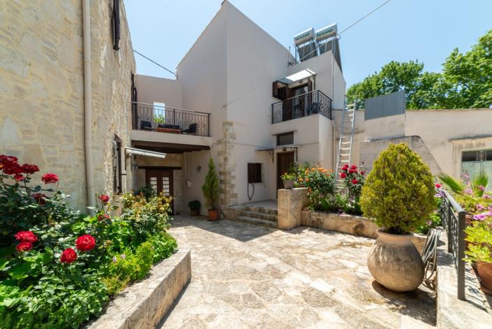 Image No.16-2 Bed Villa for sale