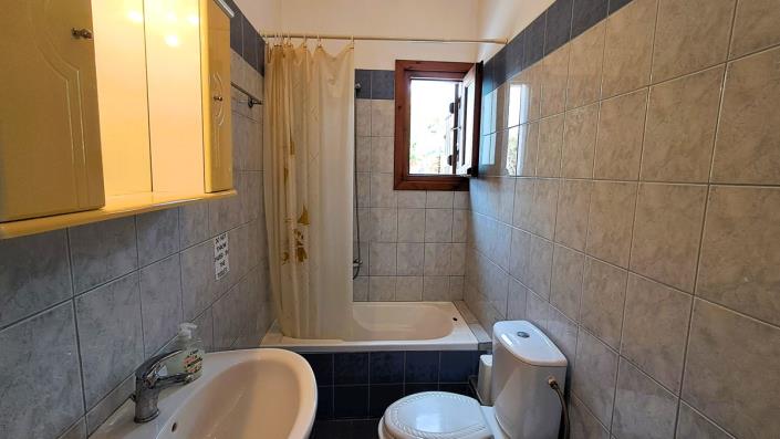 Image No.15-2 Bed Villa for sale