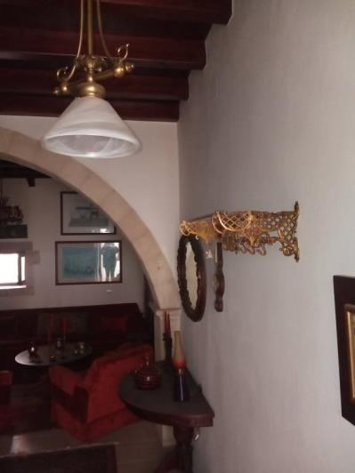 Image No.8-2 Bed House for sale