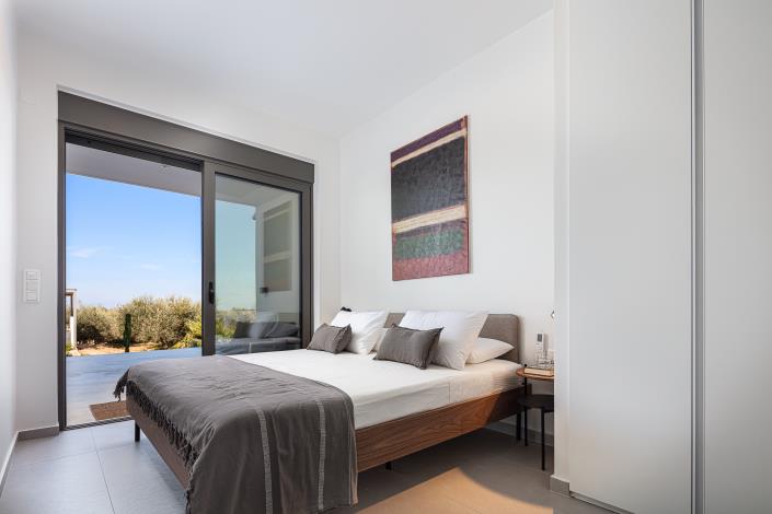 Image No.4-12 Bed Villa for sale