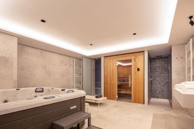 Indoor-31