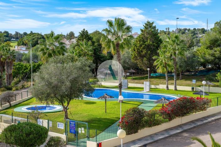 Image No.10-Appartement de 2 chambres à vendre à Orihuela Costa