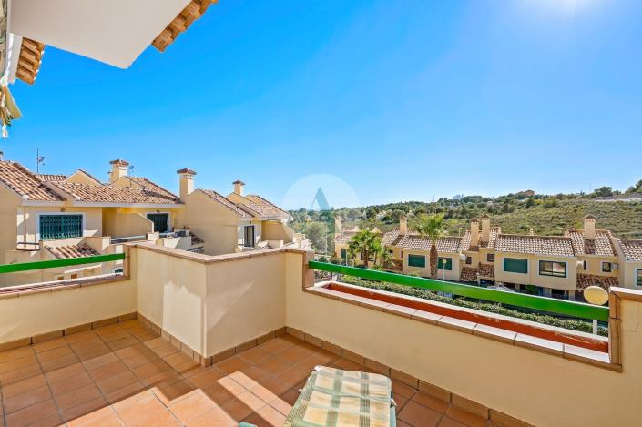 Image No.4-2 Bed Semi-Detached for sale