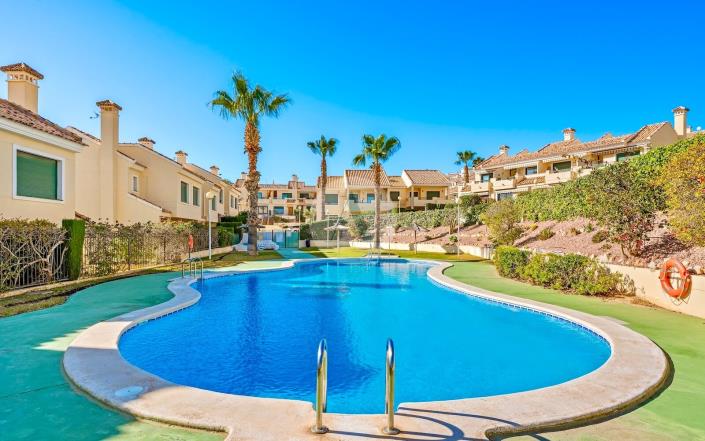 Image No.8-2 Bed Semi-Detached for sale