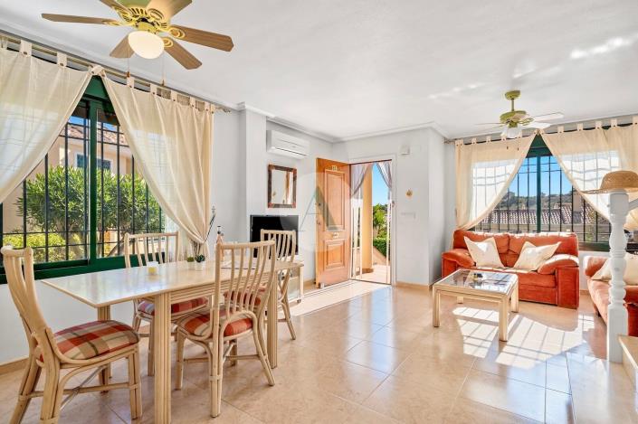 Image No.11-2 Bed Semi-Detached for sale