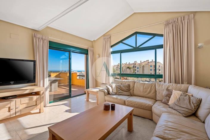 Image No.8-2 Bed Apartment for sale