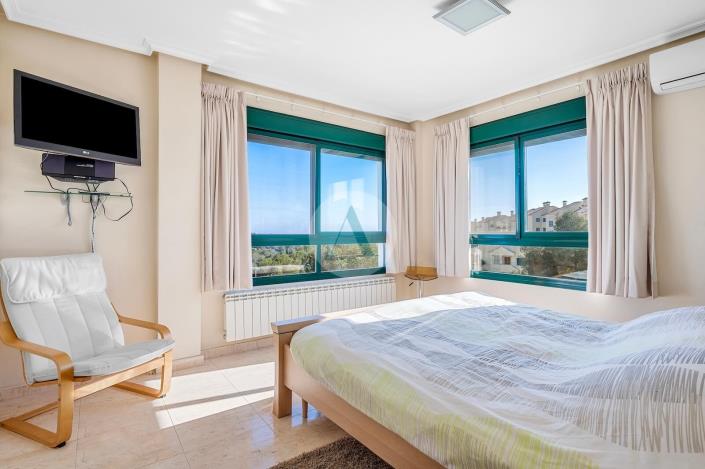 Image No.13-2 Bed Apartment for sale