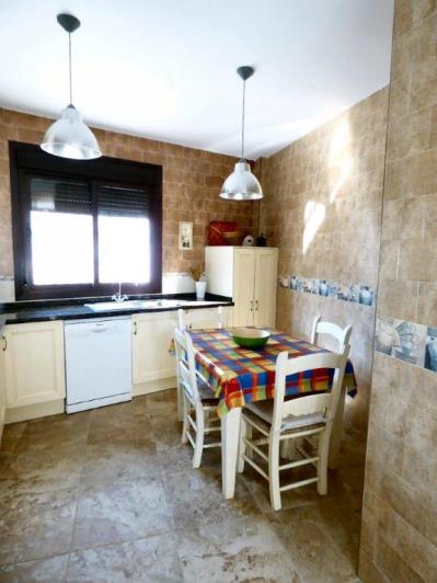 Image No.5-3 Bed Townhouse for sale