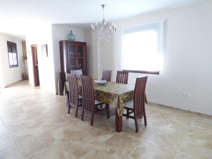 Image No.14-3 Bed Townhouse for sale